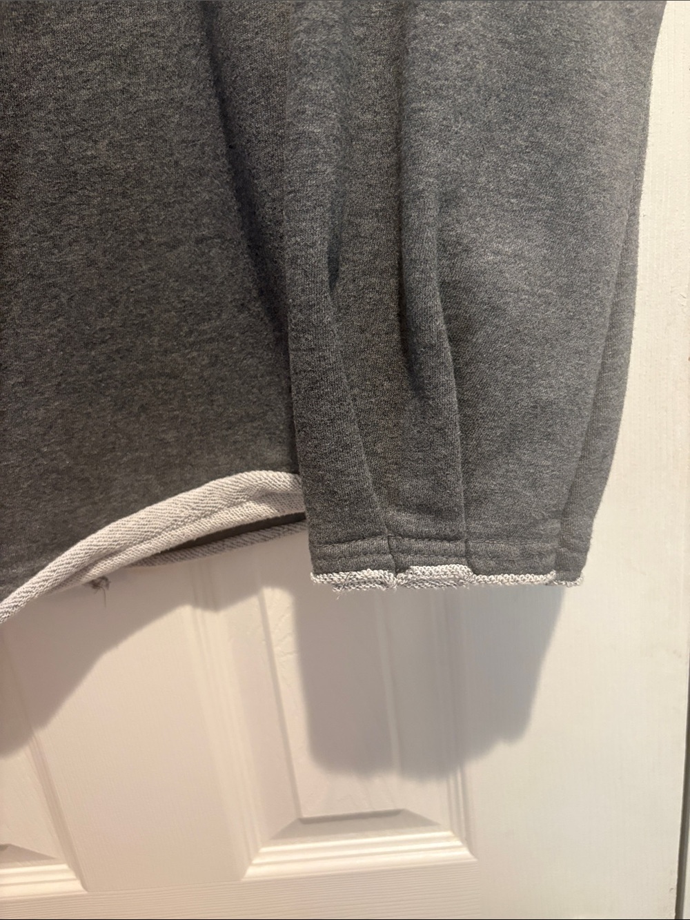 NATURAL LIFE Grey Crewneck Sweater with Red & Orange Trim - Size Small - Picture 7 of 9